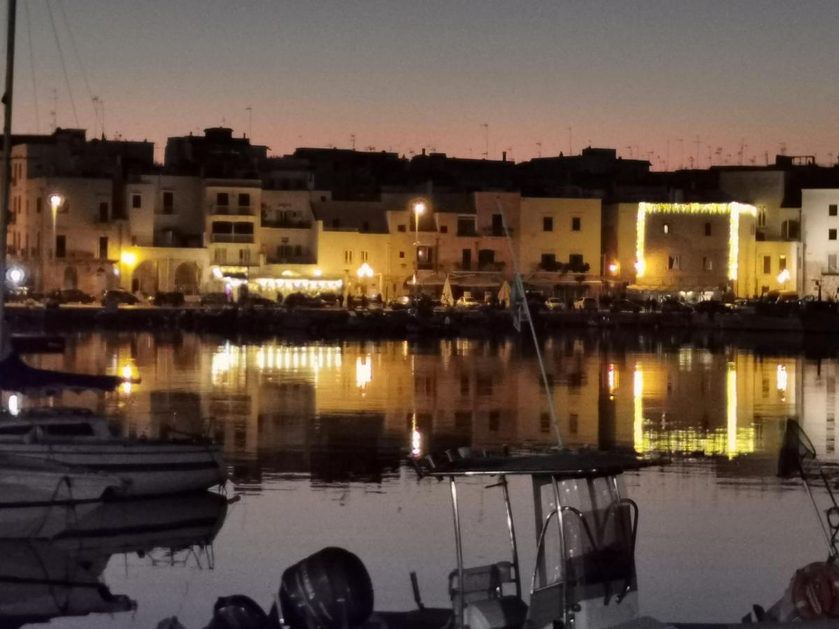 La Finestra Sul Porto Leilighet Trani Eksteriør bilde