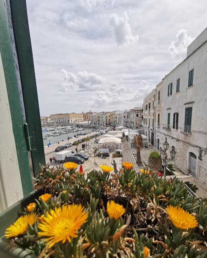 La Finestra Sul Porto Leilighet Trani Eksteriør bilde