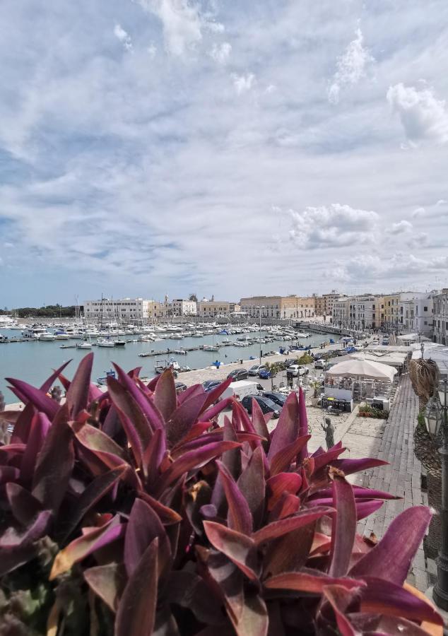 La Finestra Sul Porto Leilighet Trani Eksteriør bilde