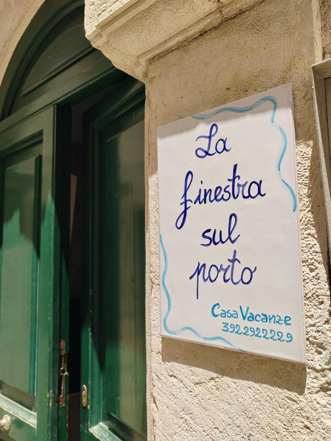 La Finestra Sul Porto Leilighet Trani Eksteriør bilde
